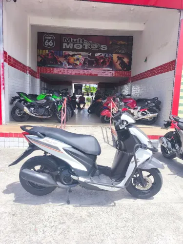 Yamaha Fluo 125.   Ano:2024.   Km:20.000.    R$:14 900