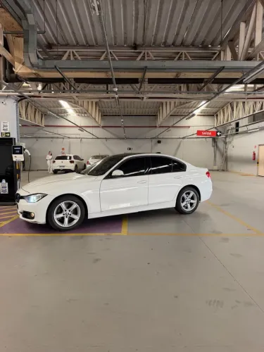 BMW 320I A 2.0 Turbo/activeflex 16V 184cv 4P 2015