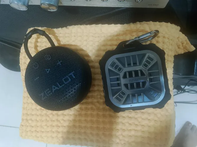 Vendo caixas de som semi novoas