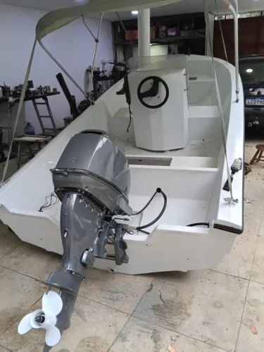 Lancha fish Yamaha 25 Hp 4T - 4,60x1,70