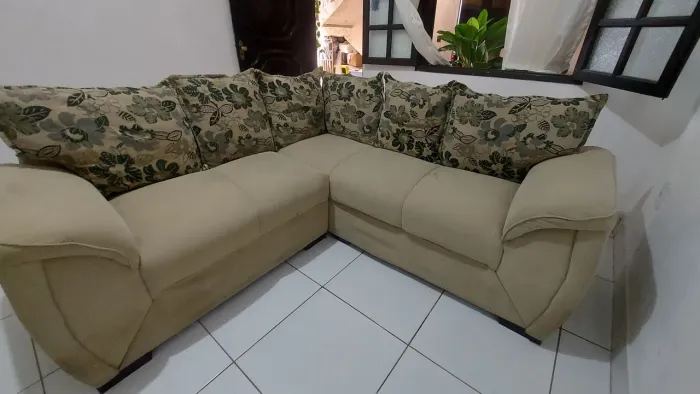 Vende-se sofá