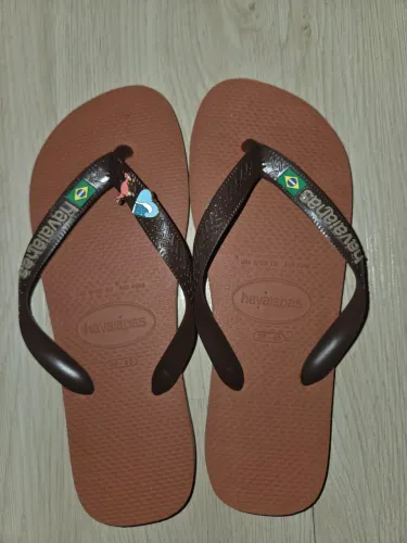 Havaianas Original Feminina 39/40 Marrom Café Com Pins