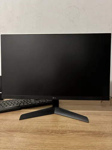Monitor LG ultragear 24GN60R-B 24pol 144hz