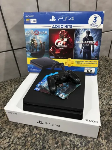 PlayStation 4 Slim; 1TB com 3 Jogos Mídia Física ?IMPECÁVEL?