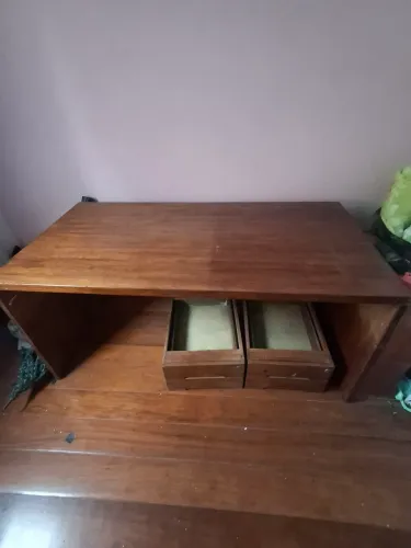 Mesa de Escritório-Maciça-1,60x0,80 | 4 Gav