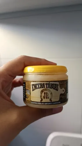 Cera de carnaúba para tábuas de madeira 
