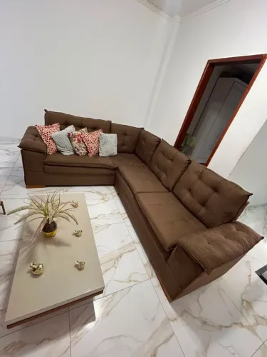 Sofá em L