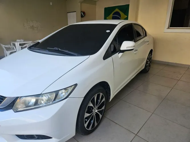 Honda Civic Sedan LXR 2.0 Flexone 16V Aut. 4P 2015