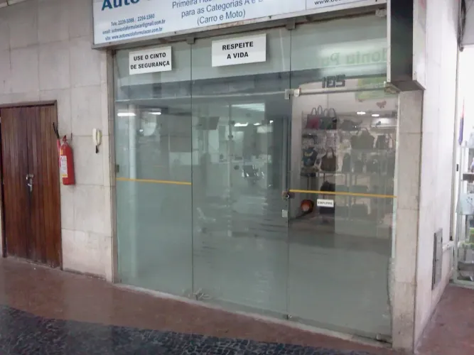 Loja Comercial no Jardim Botânico Excelente Localização