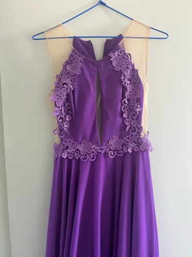 Vestido de festa roxo(precisa de ajuste)