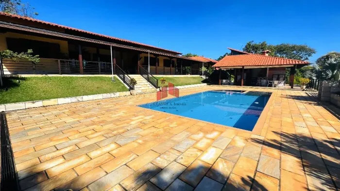 CASA A VENDA NO CONDOMINIO NOSSA FAZENDA EM ESMERALDAS