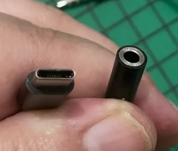 Adaptador Tipo C p/ Fones de Ouvidos tipo P2 Original Motorola 