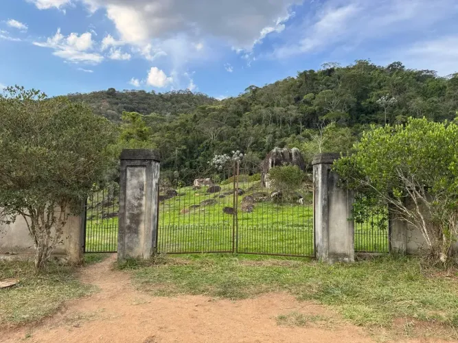 Lote/Terreno para venda possui 20000 metros quadrados em Zona Rural - Itamonte - Minas Ger