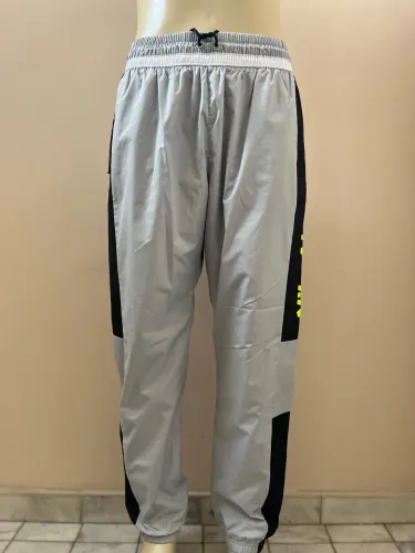 Calça Nike, original 