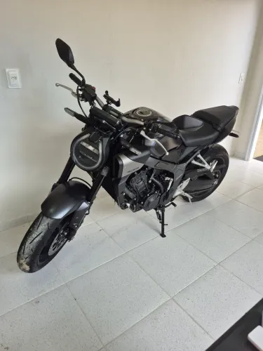 Cb 650 r 26/26