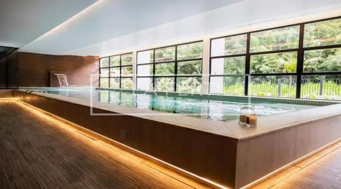 Sobrado com 3 Quartos, 3 Suítes, 213M², à Venda por R$ 1.790.000,00 - Pilarzinho, Curitiba