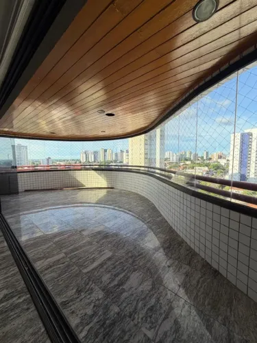 Apartamento de 313m² com 4 suítes e 4 vagas no Bairro Jóquei Teresina