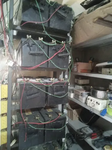 Vendo 16 baterias de 150A. Para caminhão ou energia solar.