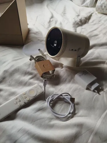 Projetor Samsung Smart Freestyle seminovo