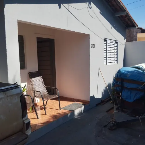 Casa com edícula à venda Eldorado 3.