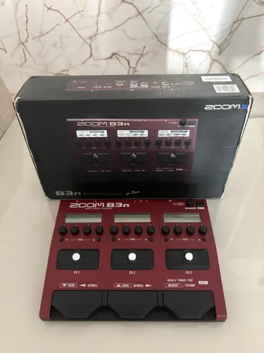 Pedaleira Zoom B3n