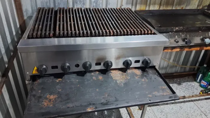 Vendo charbroiler p sanduíches gourmet 
