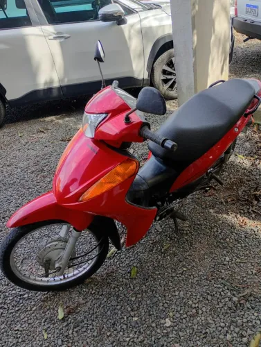 Vendo Biz 100cc.