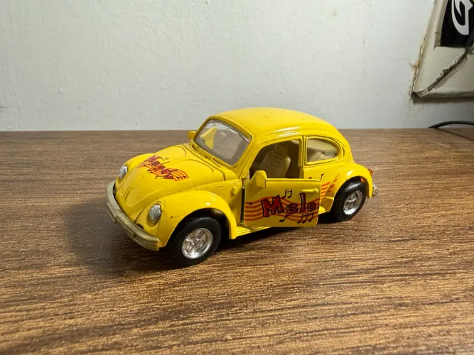 Fusquinha miniatura anos 90