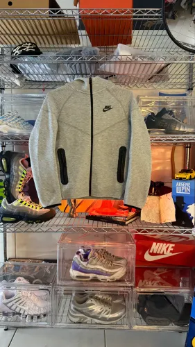 Nike tech fleece tamanho infantil