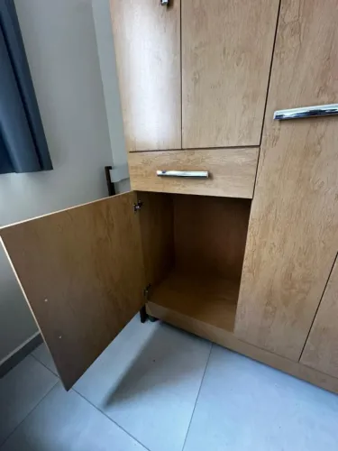 Guarda Roupa em Ótimas Condições