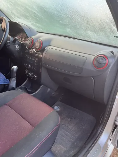 Renault Sandero Stepway Hi-power 1.6 8V 5P 2014