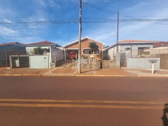 Venda de Casas / Padrão na cidade de Gavião Peixoto