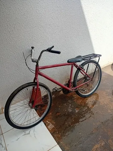 Bike aro 26 quadro reto, aceito troca em uma aro 29