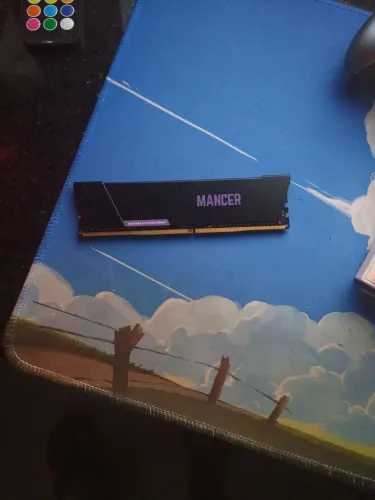 Memória ram 8gb 3200mhz seminovo (possível negociar quantidade até 2)