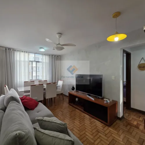 Apartamento à venda em Santa Rosa, Niterói-RJ: 2 quartos, 1 sala, 1 banheiro, 1 vaga, 70m²
