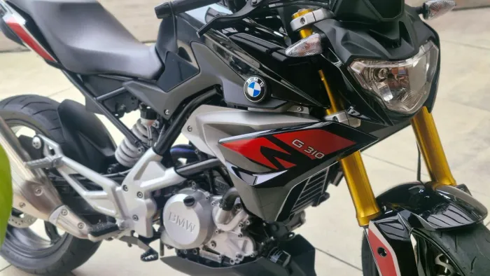 Bmw 310R baixo km e abaixo da fipe