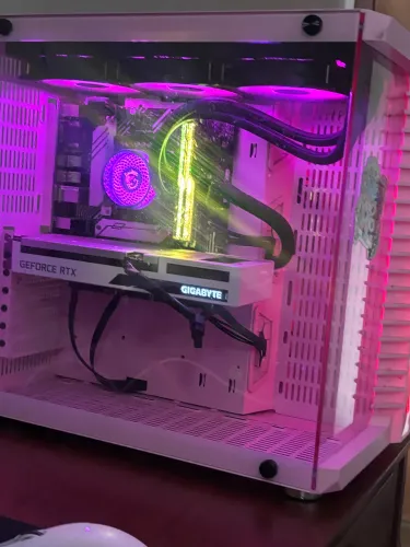 PC Gamer RTX 3060 Vision White 12GB + i5-11400F + 32GB RAM