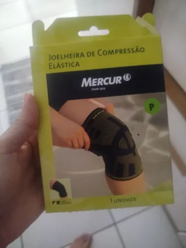 Joelheira esportiva de compressão 