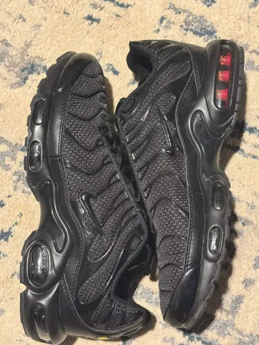 Air Max Tn all black tamanho 40,usado, réplica