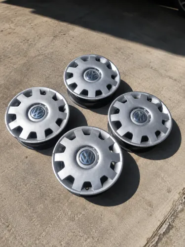 Jogo Rodas Ferro Originais VW Aro 15 5x100 ? Zero KM, com Calotas