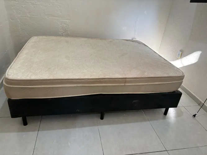 Cama box casal