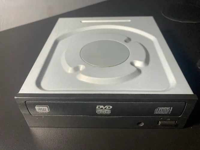 Gravadora Lite-On iHAS120 SATA - Ideal para Gravar Jogos Xbox 360