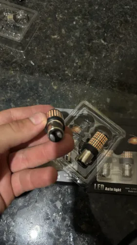 Lâmpada de Led para pisca 2 polos