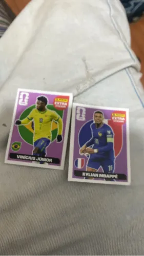 Figurinhas Especiais Legend Copa - Mbappé & Vinícius Jr.