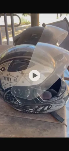 Vendo dois capacete em Anápolis um masculino e outro feminino