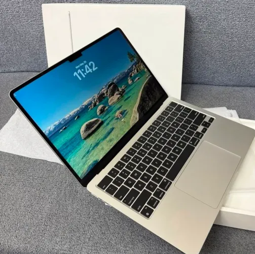 Macbook Air13.6 M3 8GB - 256GB SSD