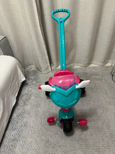 Triciclo infantil