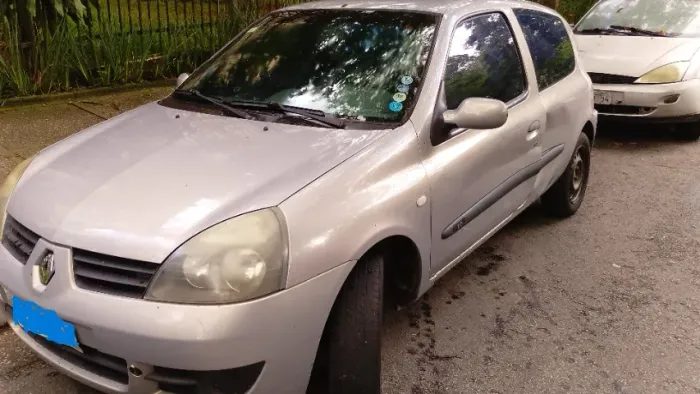 Renault Clio Authentique 1.0 8V 3P 2006