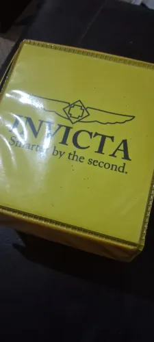 Vendo relógio dourado (invicta)