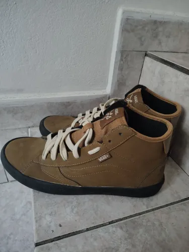 Tênis Vans Lizzie Armanto Marrom 41/42